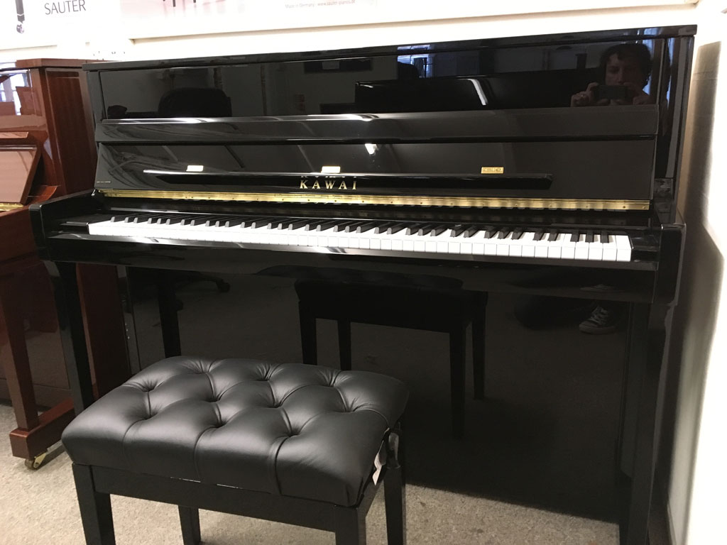 Kawai K-200 Upright Piano - Image 5