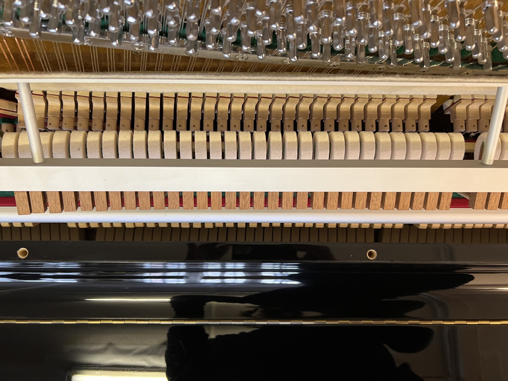 Nordiska Traditional Style High Gloss Ebony Piano - Image 5