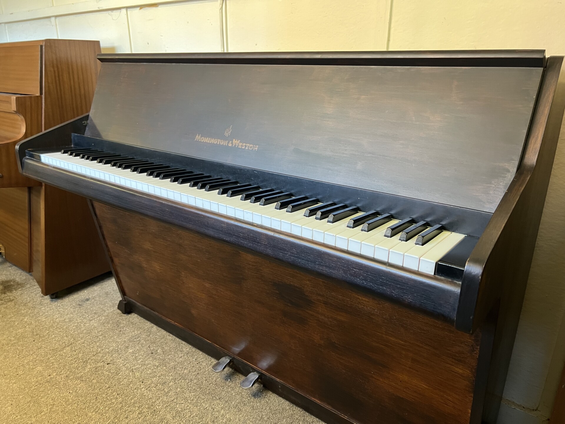 Pre‑loved Monington & Weston Upright