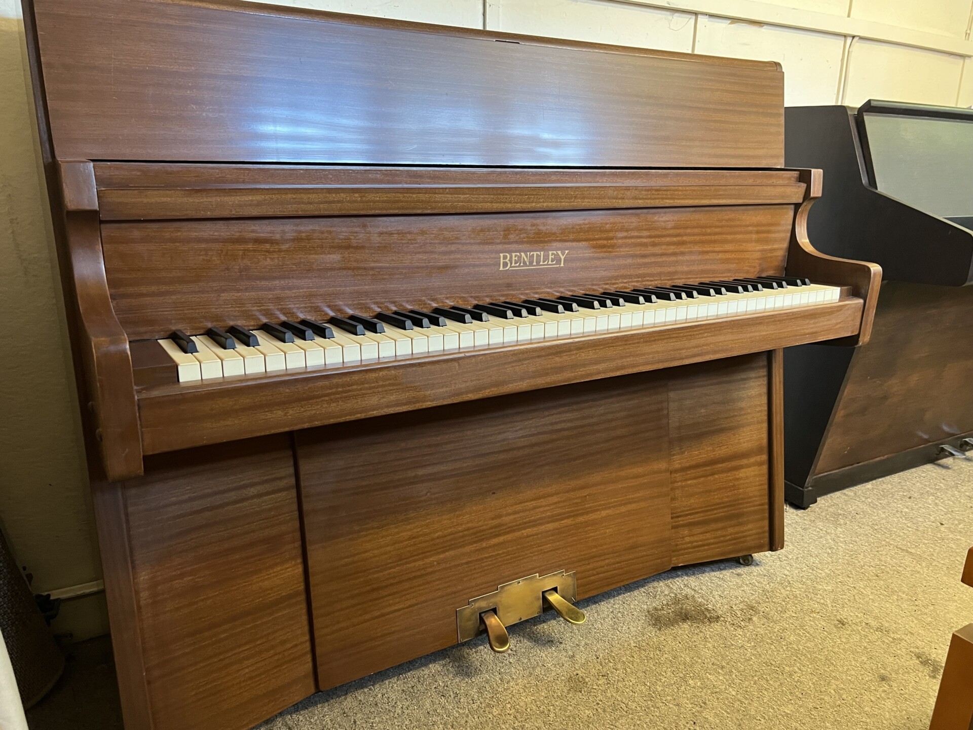 Pre-Loved Bentley Upright Piano – Compact 1960s British Classic